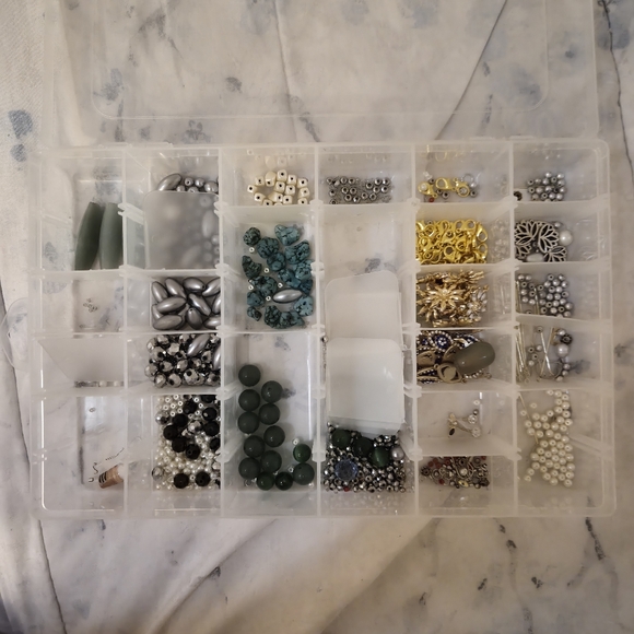 Jewelry Making Kit - Picture 3 of 4